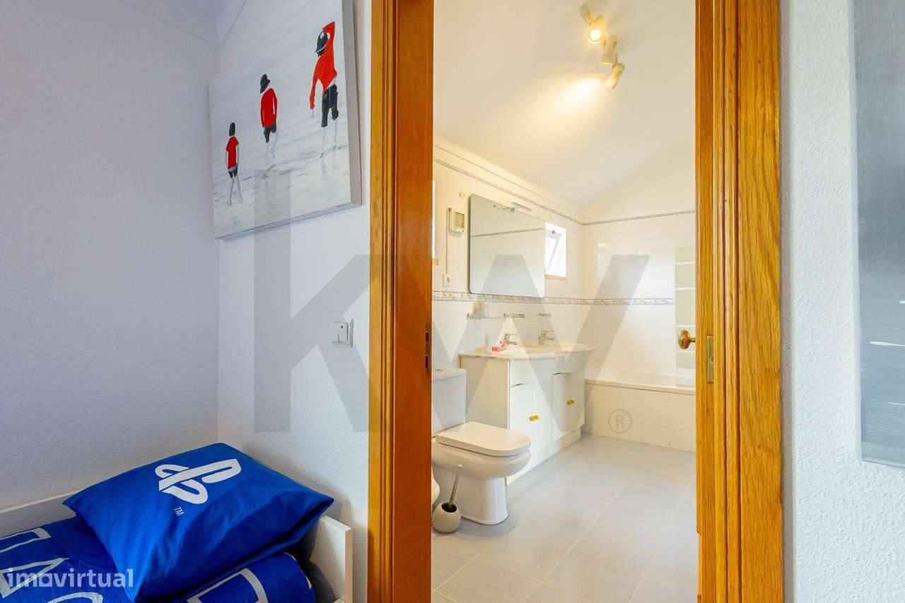 Moradia T5 com piscina junto à Quinta da Trindade / Quinta Dona Maria,-46