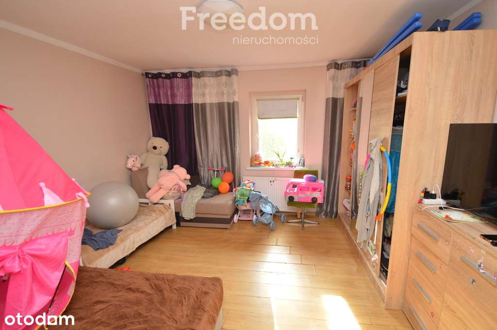 Dom podzielony na cztery mieszkania. - Pełny obrazek: 4/12