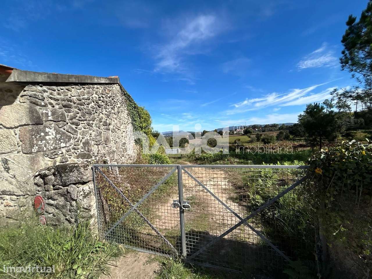 Quinta em Forjães, moradia com 3 quartos e terreno com 10.000m2 - Grande imagem: 4/11