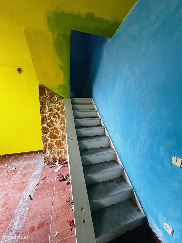 Imóvel de banco : escritura ao abrigo Simplex-18