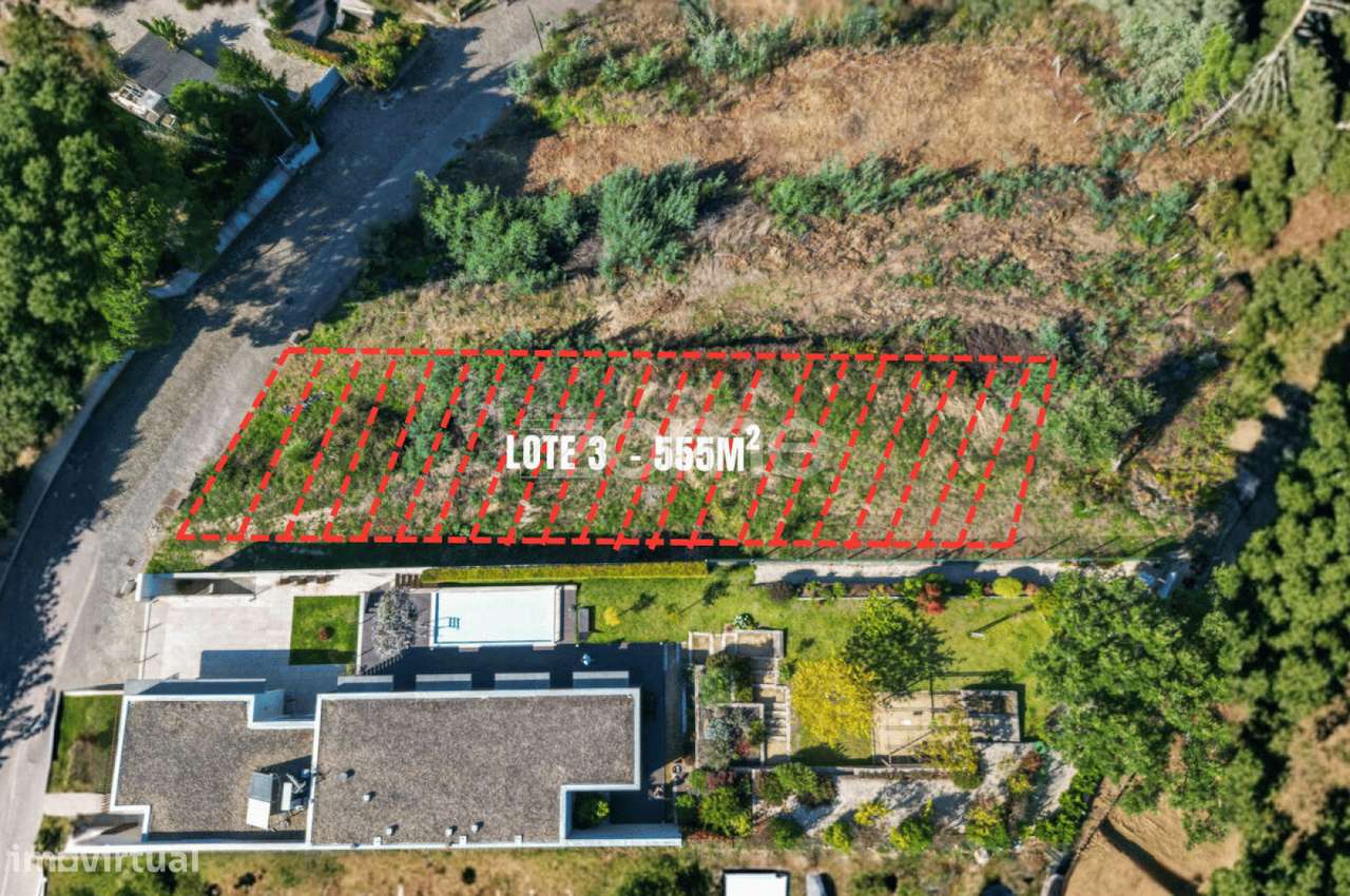 Terreno para moradia térrea com piscina em Vila Nova de Cerveira - Grande imagem: 2/18