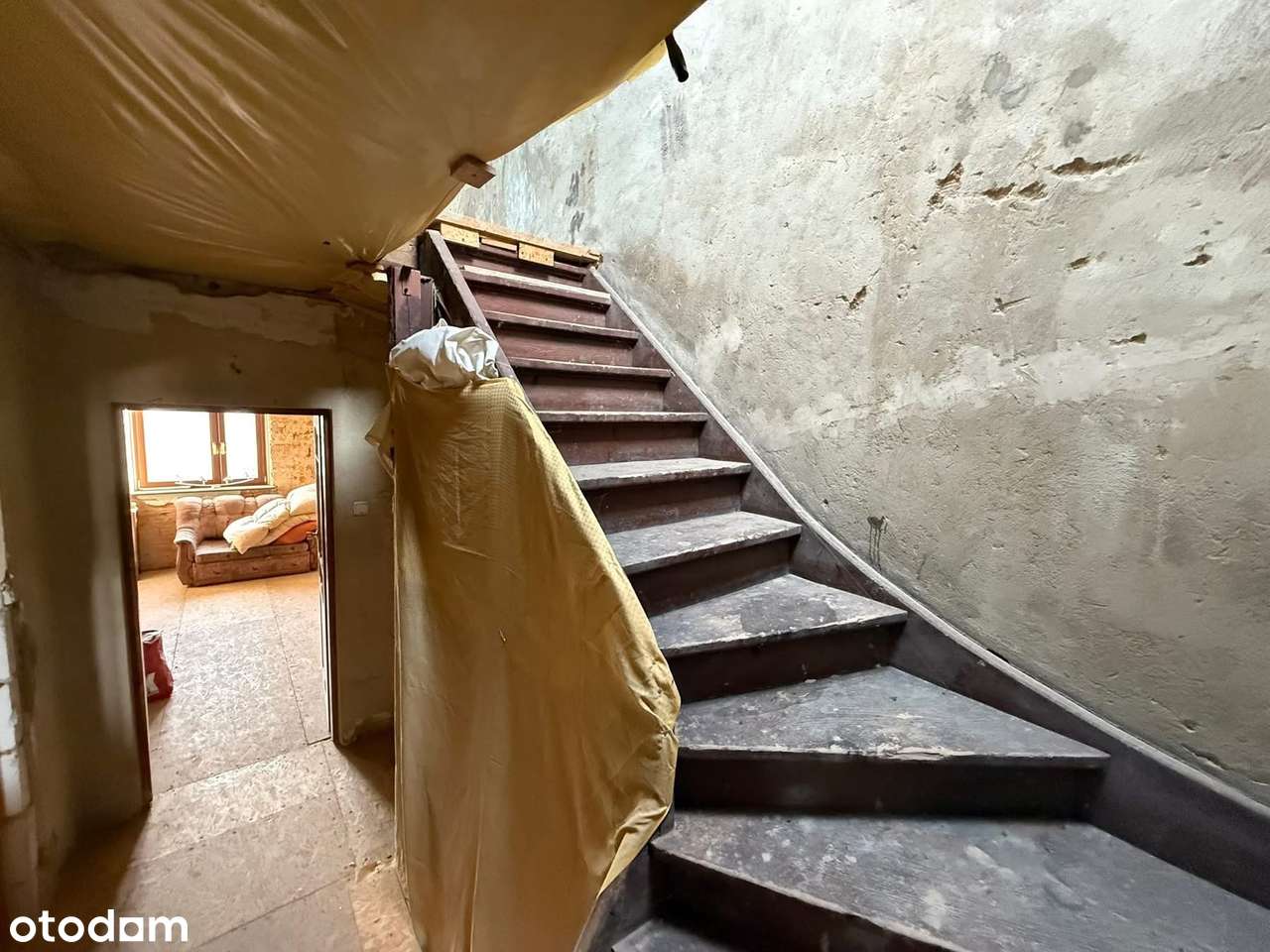 Dom w zabudowie szeregowej PACZKÓW-12