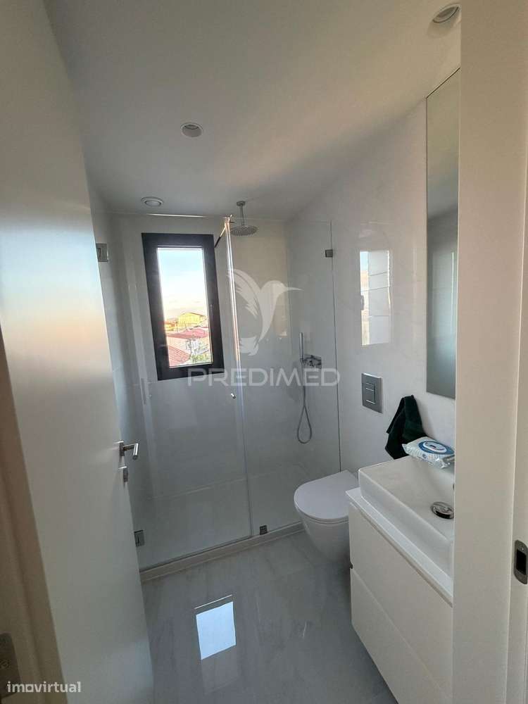 Vende-se Apartamento T2 Vila Nova de Gaia - Grande imagem: 5/11