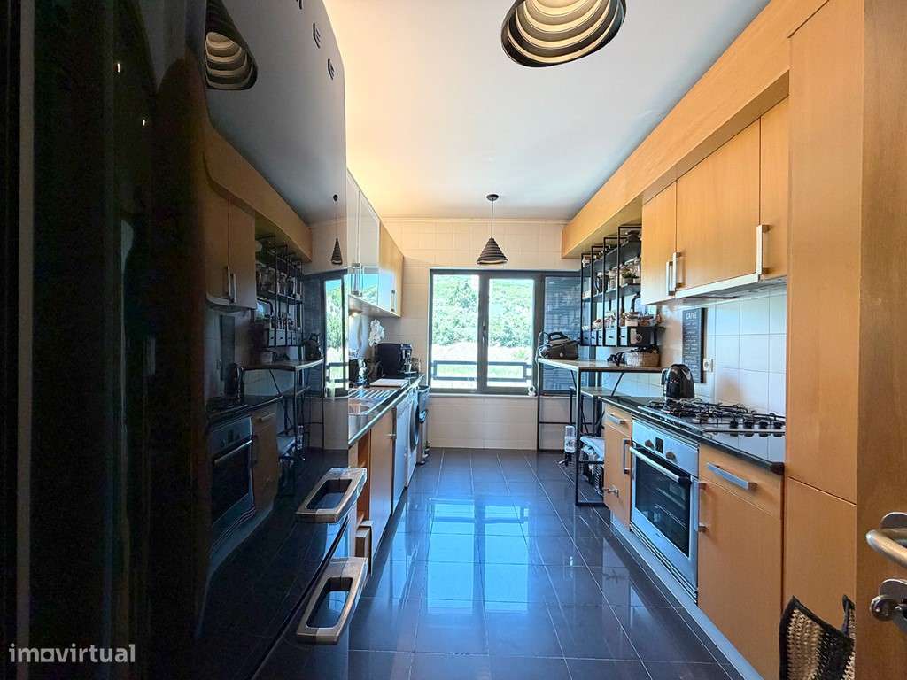 Magnífico Apartamento T3 a venda com 2 garagens em Condomínio Priva...-7