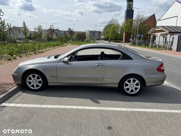 Mercedes-Benz CLK - 4