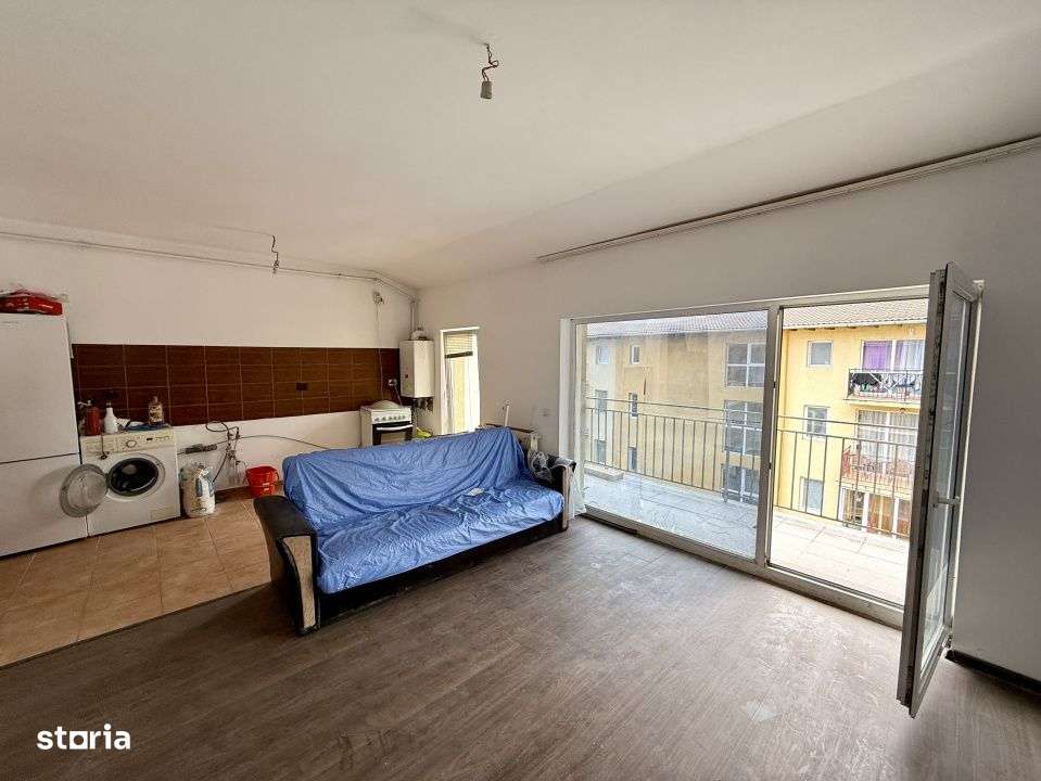 Apartament spatios 2 camere, finisat, terasa, zona Porii - Imagine principală: 1/6