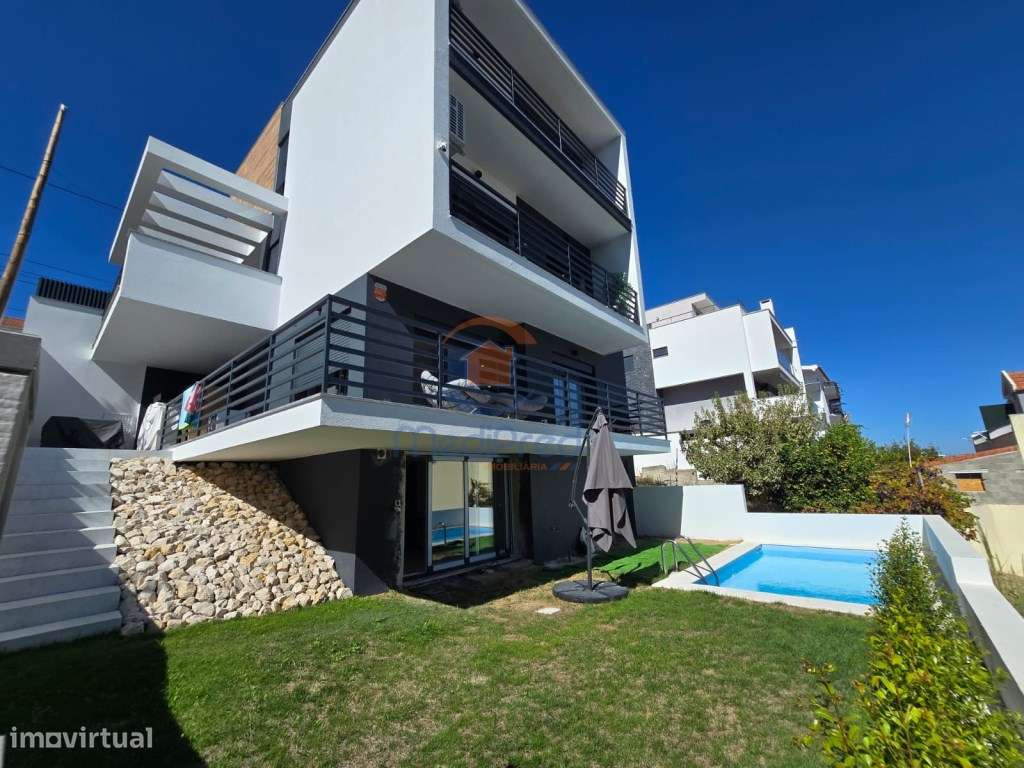 House - View 2