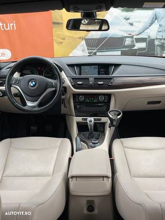 BMW X1 xDrive20d Sport Line - 17
