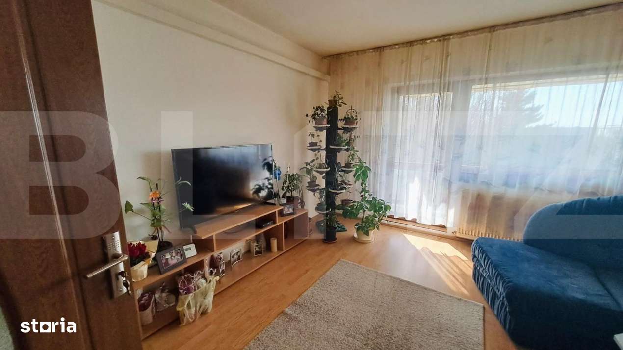 Apartament cu 4 camere, 2 bai, 2 balcoane, Miorita, spatios si luminos - Imagine principală: 3/9