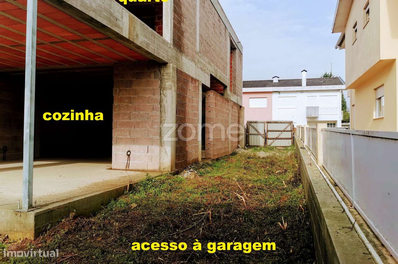 Moradia T3, 1 suite, venda sem acabamentos feitos, Arcozelo, Barcelos - Grande imagem: 4/39