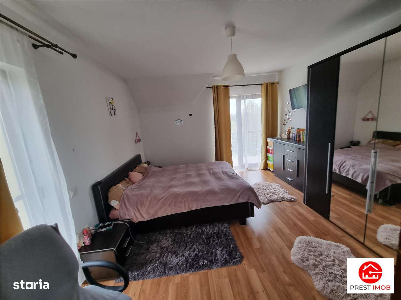 De vanzare casa individuala cu garaj, la cheie, 6 cam, 3 bai, cu 2311 - Imagine principală: 4/20