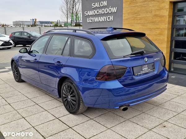 BMW Seria 3 320d - 4