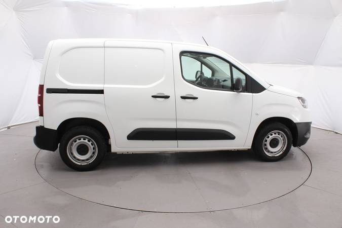 Toyota Proace City - 13