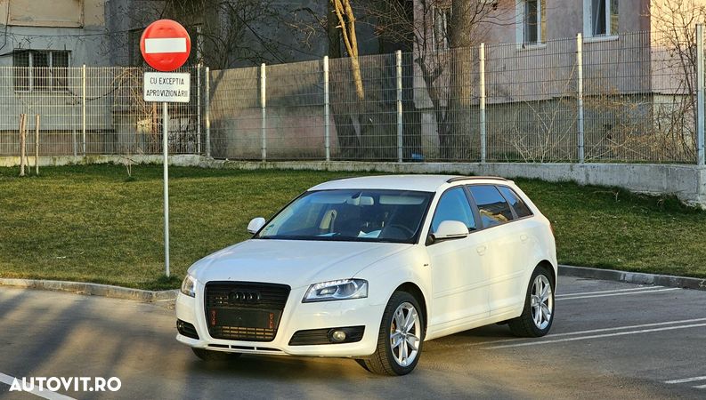 Audi A3 1.4 TFSI Sportback S line Sportpaket - 1