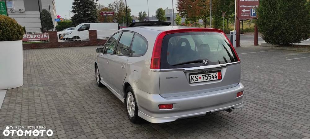 Honda Stream 2.0i ES - 11