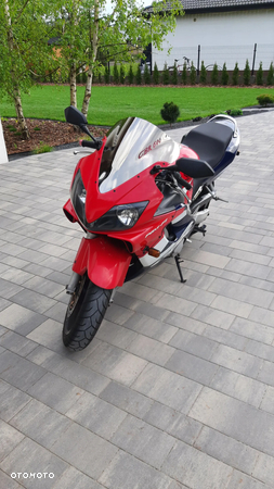 Honda CBR - 4