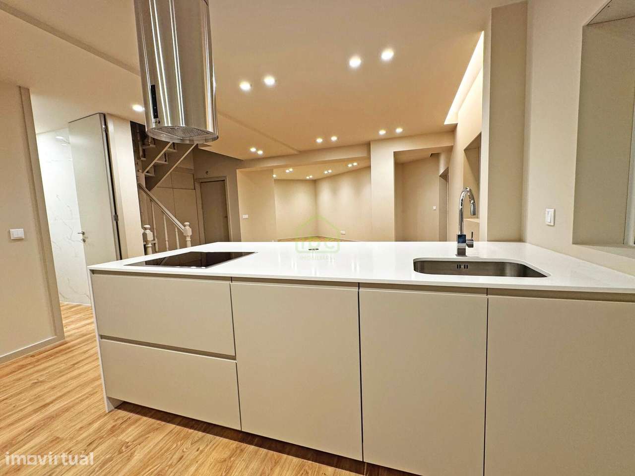 T3 Duplex Renovado | Póvoa de Varzim-9