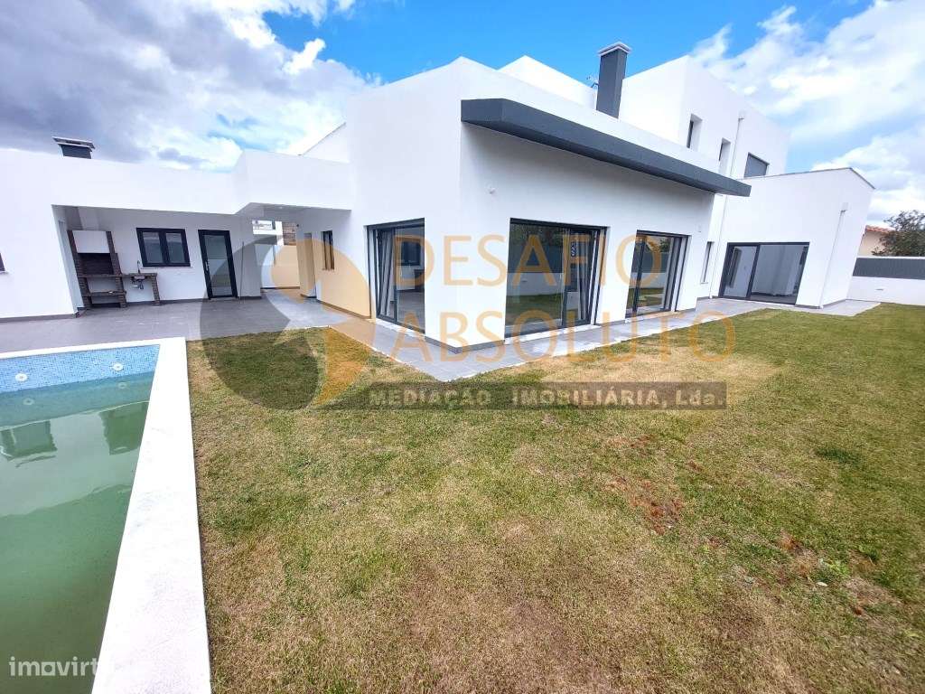 NOVA Moradia Isolada T5 c/ Piscina e Garagem - Azeitão-36
