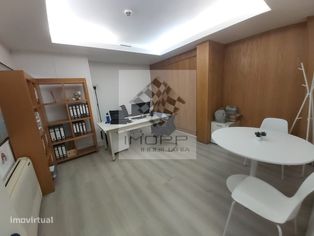 Fabuloso armazém 1480m2 na Matinha - Lisboa - Grande imagem: 4/18