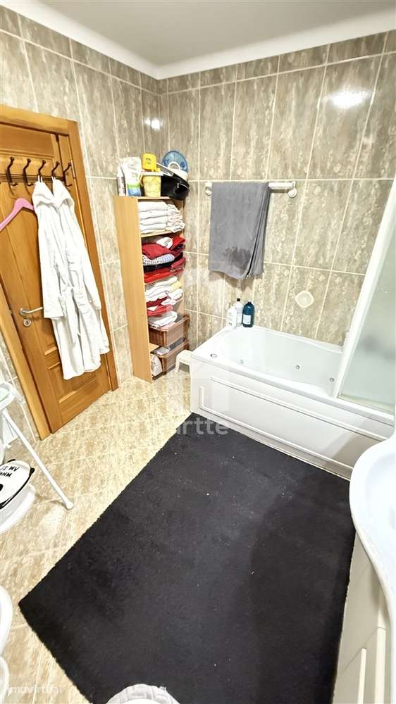 Apartamento T4 de luxo em Oliveira de Azemeis-22