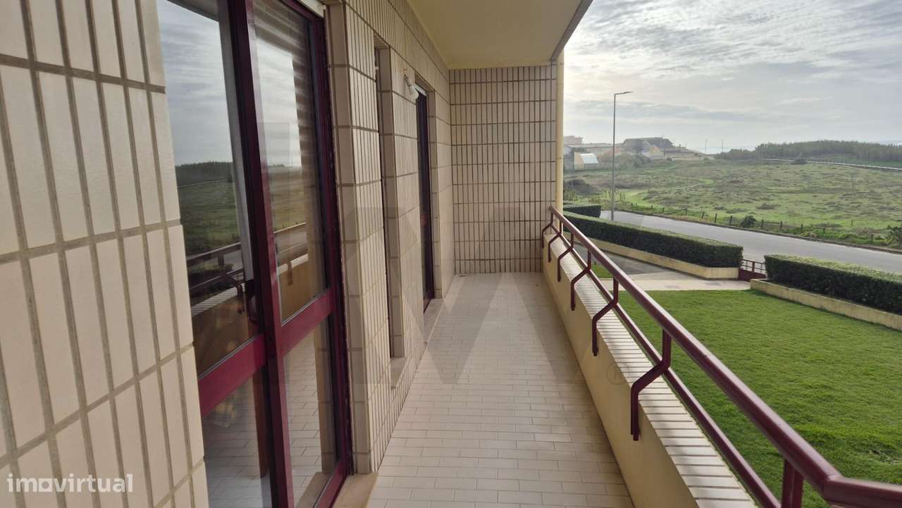 Apartamento T3 em frente à praia de Mindelo - Grande imagem: 2/18
