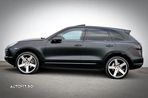 Porsche Cayenne - 8