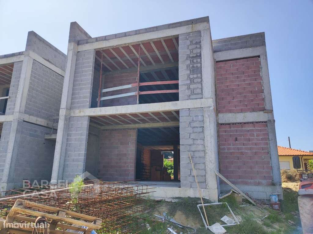 Apartamento T3 com logradouro e garagem dupla em Vila Boa - Barcelos - Grande imagem: 4/11