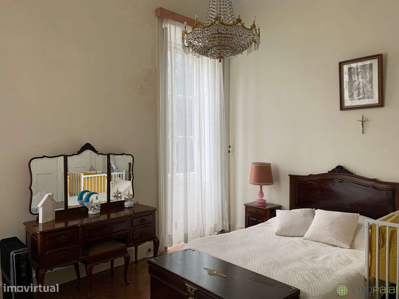 T7 + 2 Espaços Comerciais|Matriz-24