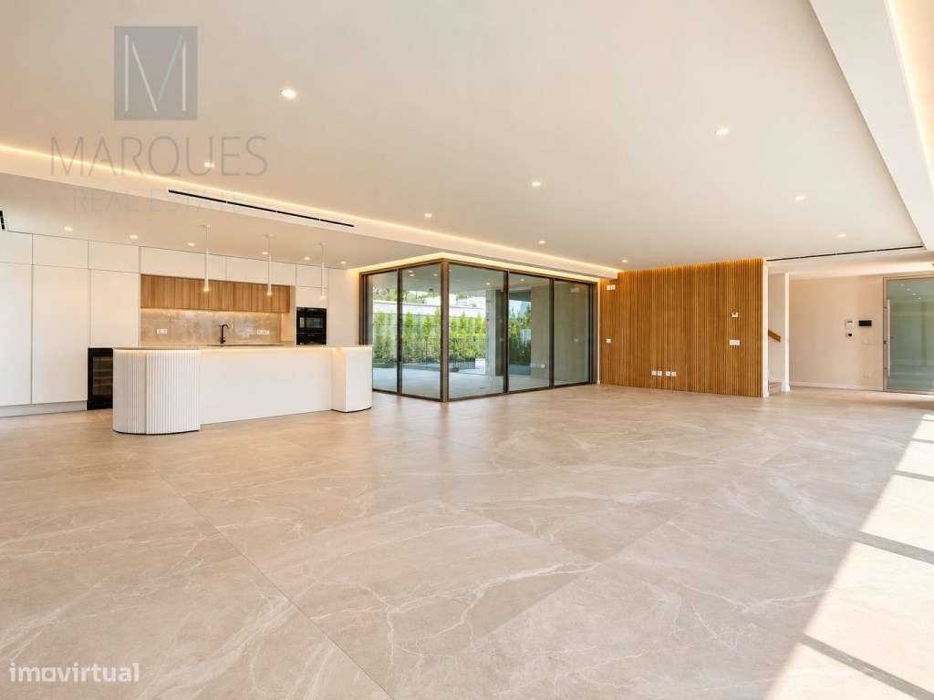 Moradia T5 de Luxo com Piscina Infinita | Verdizela-9