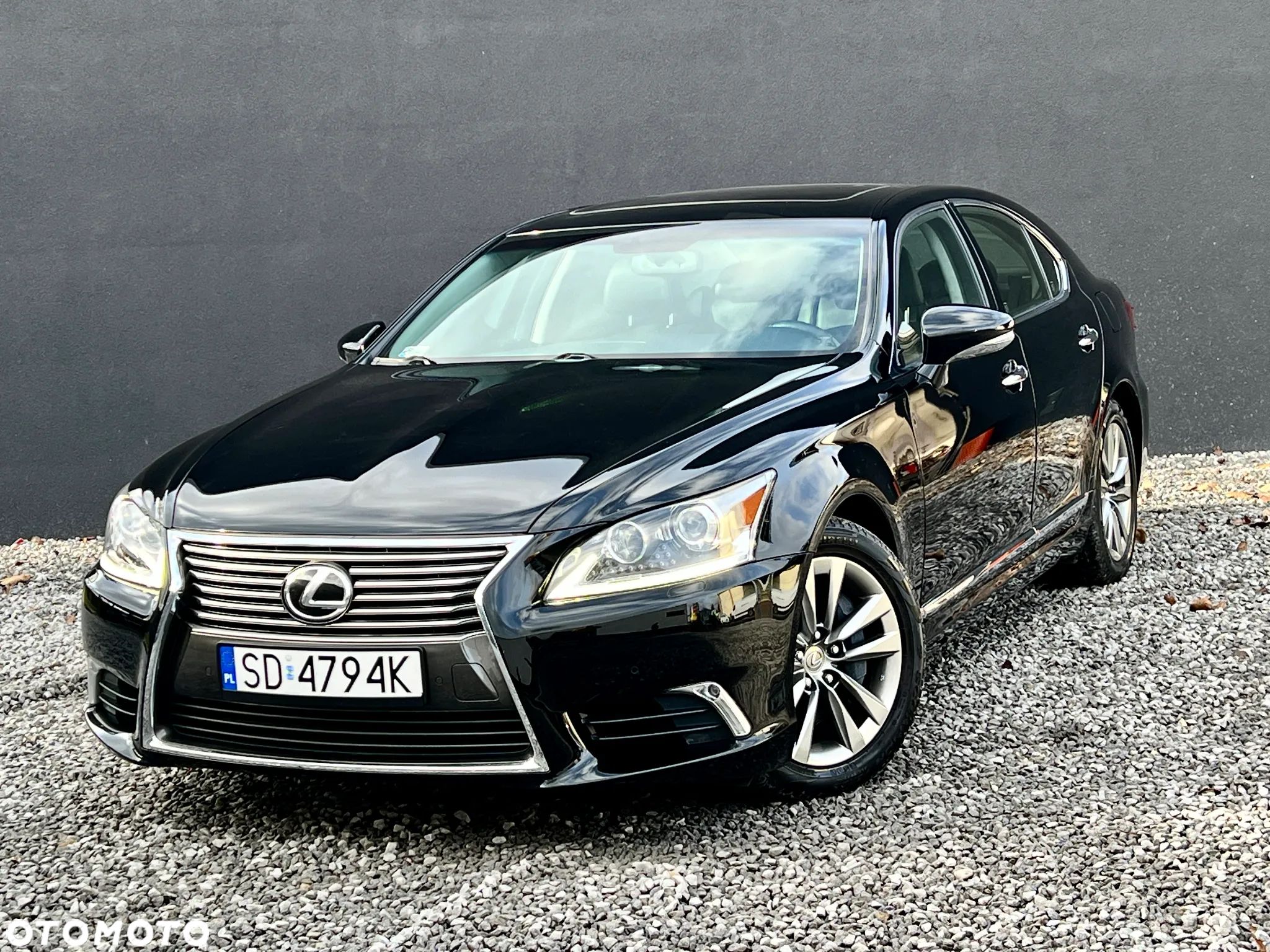 Lexus LS 460 Superior - 1