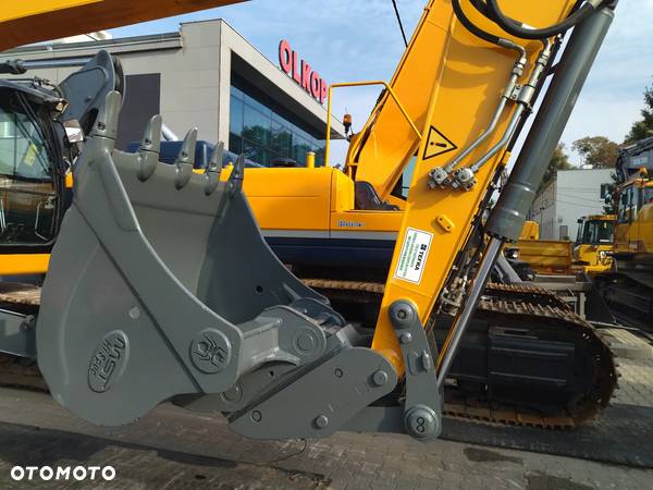 Liebherr R 926 LC - 14