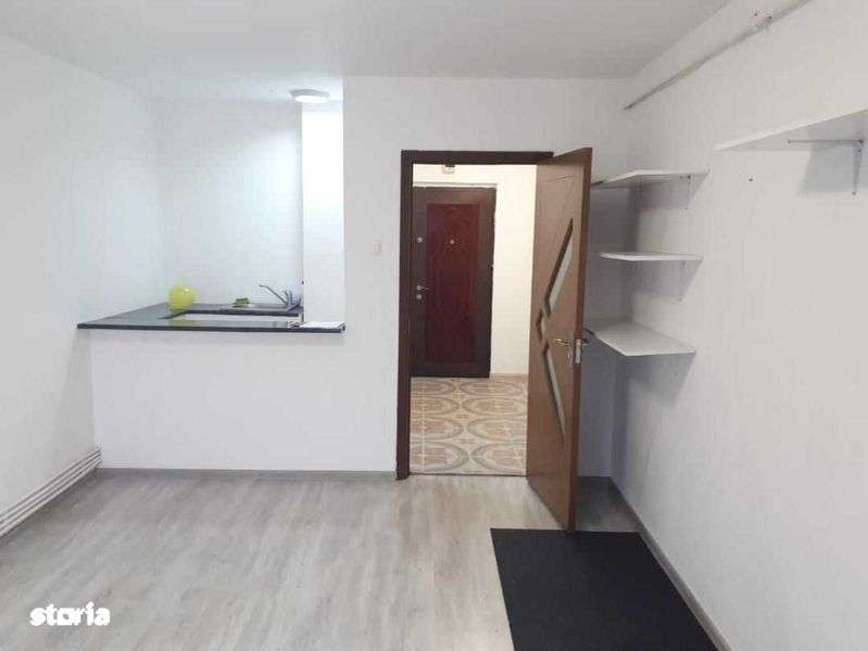 Inchiriez garsoniera - Imagine principală: 5/7