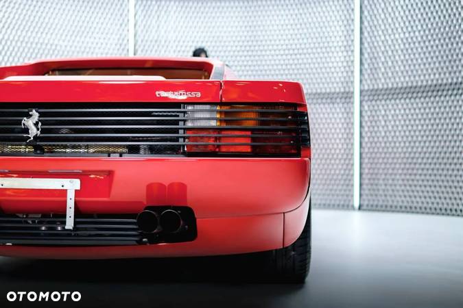 Ferrari Testarossa - 10