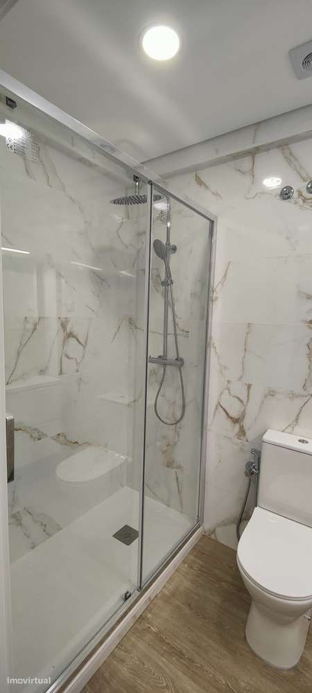 T-2 TOTALMENTE RENOVADO E EQUIPADO COM SUÍTE E CLOSET - RESERVADO --15