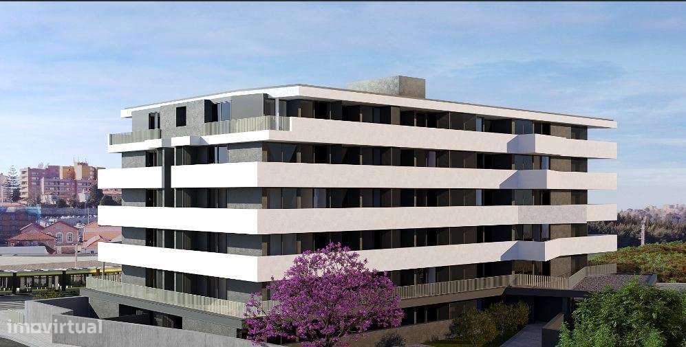 Apartamento T1 com Terraço e Garagem | Localização Privilegiada - Grande imagem: 4/19