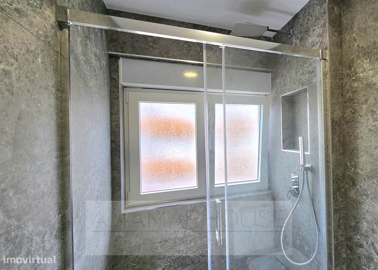 T2 remodelado primeiro andar com varanda, Mina de água, Amadora,Lisboa - Grande imagem: 5/23