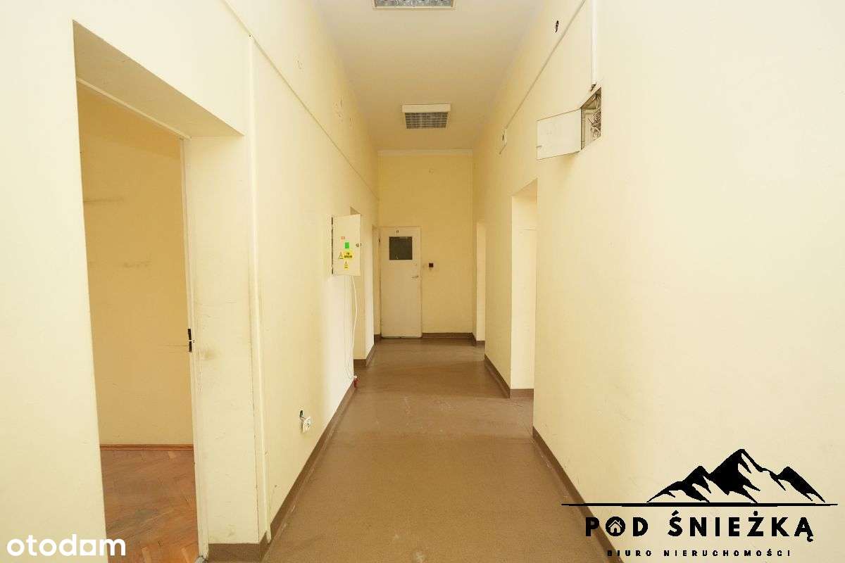 Dwie kamienice przy przejściu granicznym - tylko 2-18