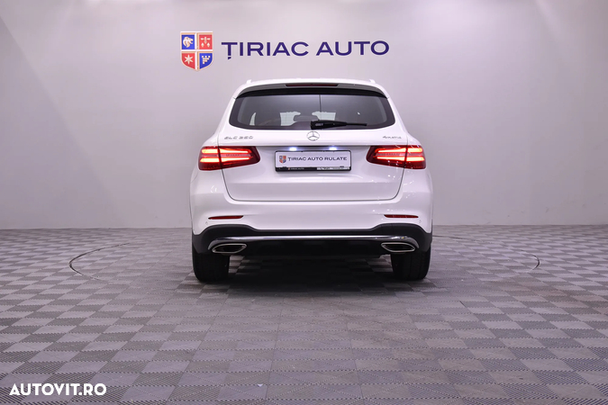 Mercedes-Benz GLC 250 4MATIC - 4