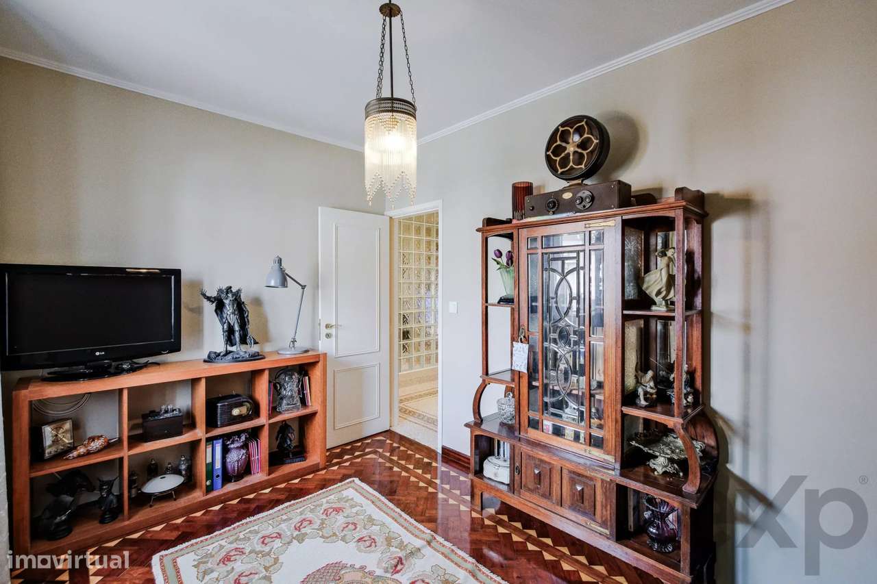 Moradia T2+1 piso único I Terraço I Anexo com quarto I Lisboa-13