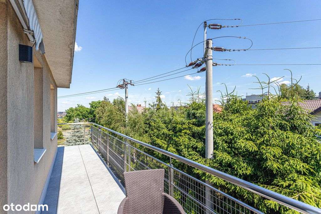 Mieszkanie z dużym tarasem | Blisko Pkp | 15 km do-6