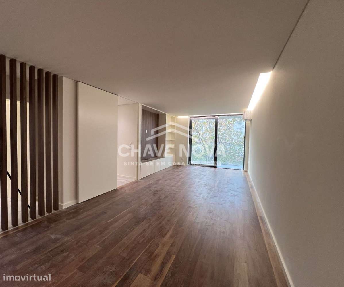 T3 Novo c/ 2 Lugares de Garagem Centro Gaia (Avª República) - Grande imagem: 5/21