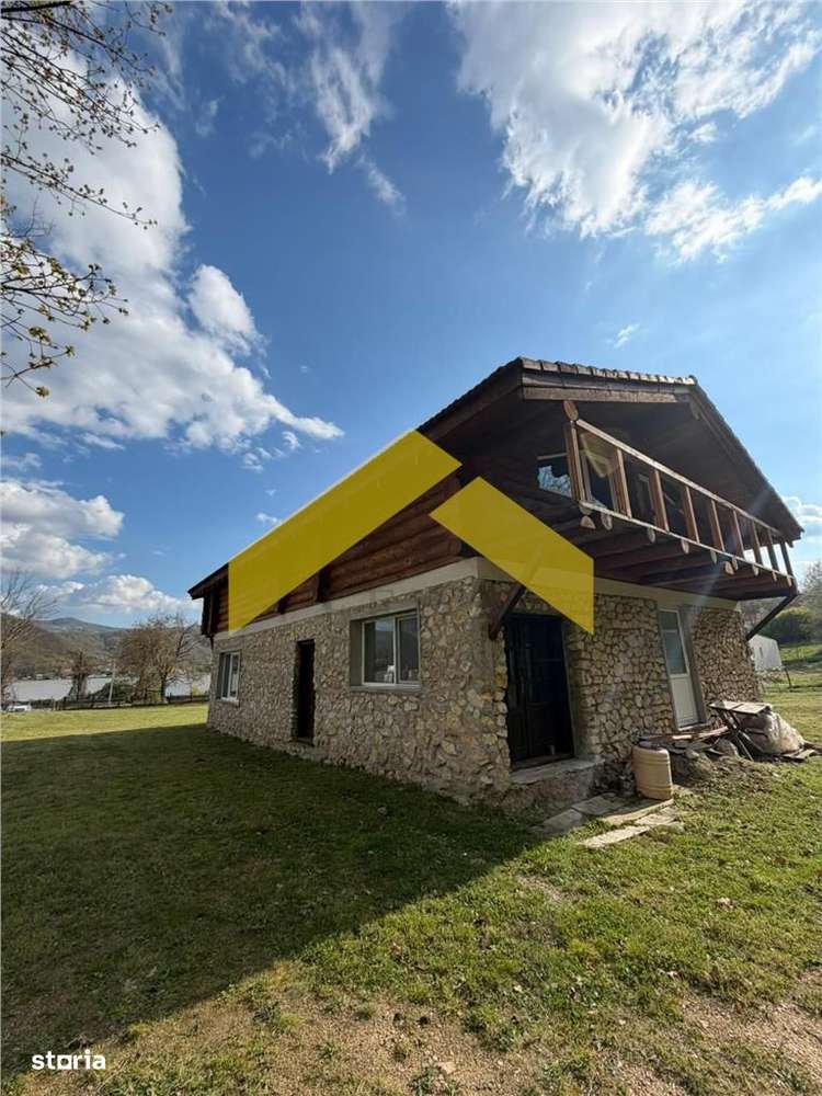 Cabana din piatra de codru si busteni pe Clisura Dunarii, Caraș-S-1