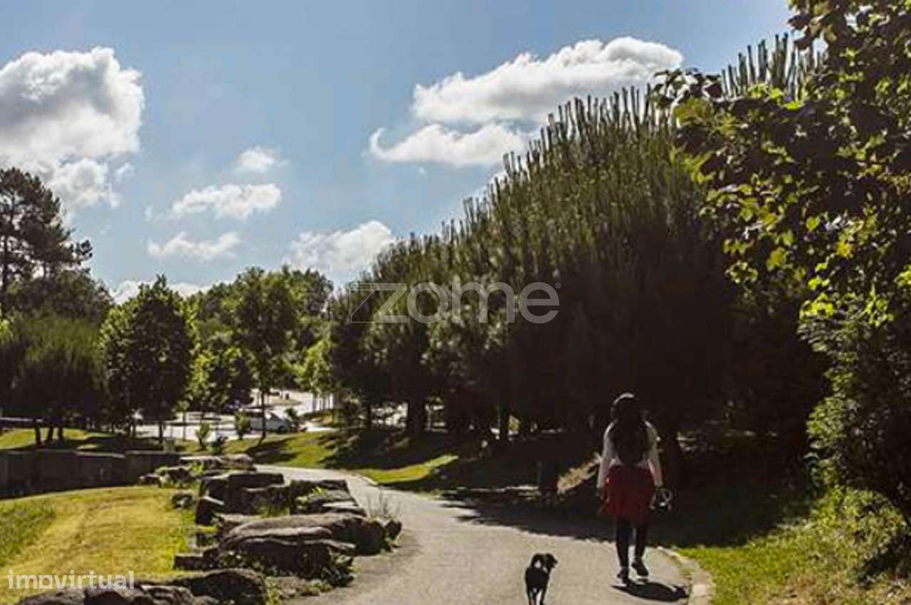 Apartamento T2 B11 com Varanda Oriental Park - Grande imagem: 3/27