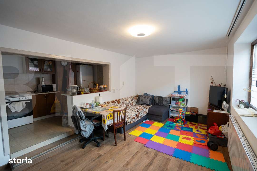 Casa Individualacu Potential de investitie si Teren Generos - Imagine principală: 5/6