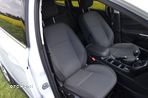 Ford Grand C-MAX - 36