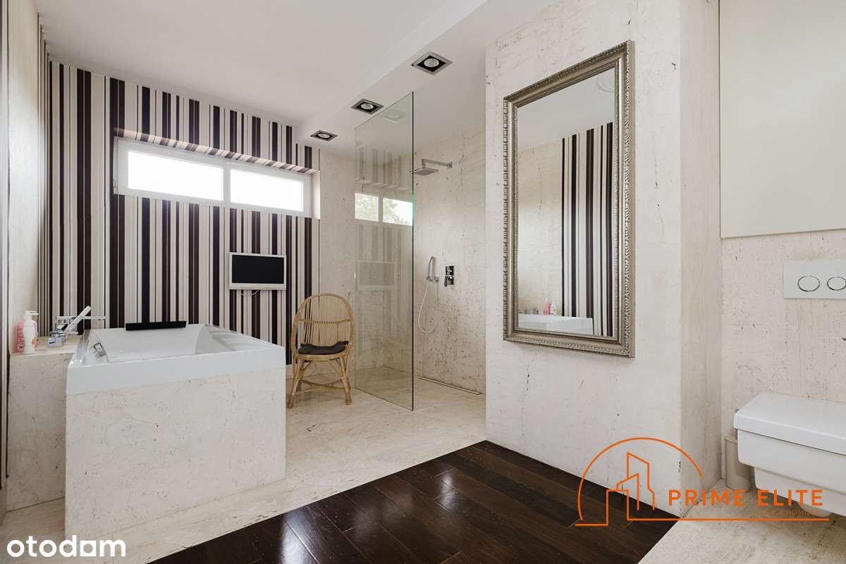 Elegancki, gotowy do wprowadzenia dom na Białołęce-14