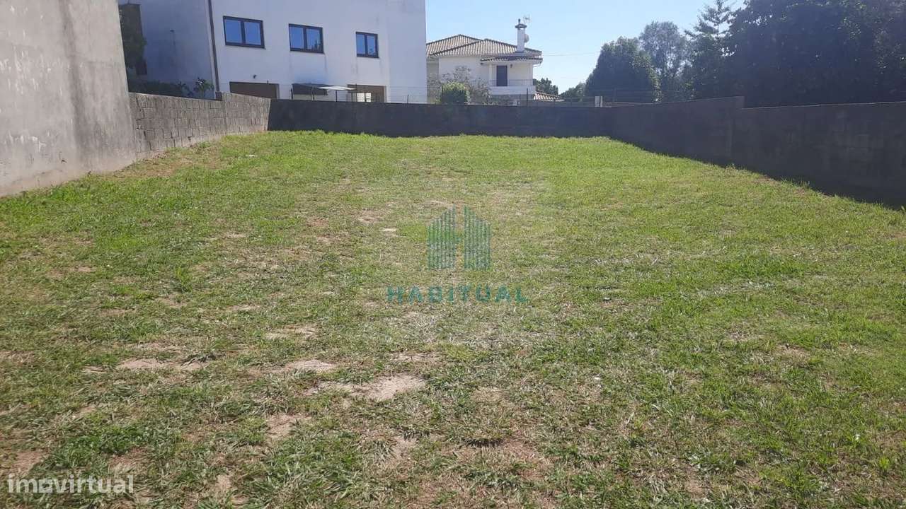 LOTE PARA CONSTRUÇÃO DE MORADIA EM SANTA MARTA - Grande imagem: 1/6