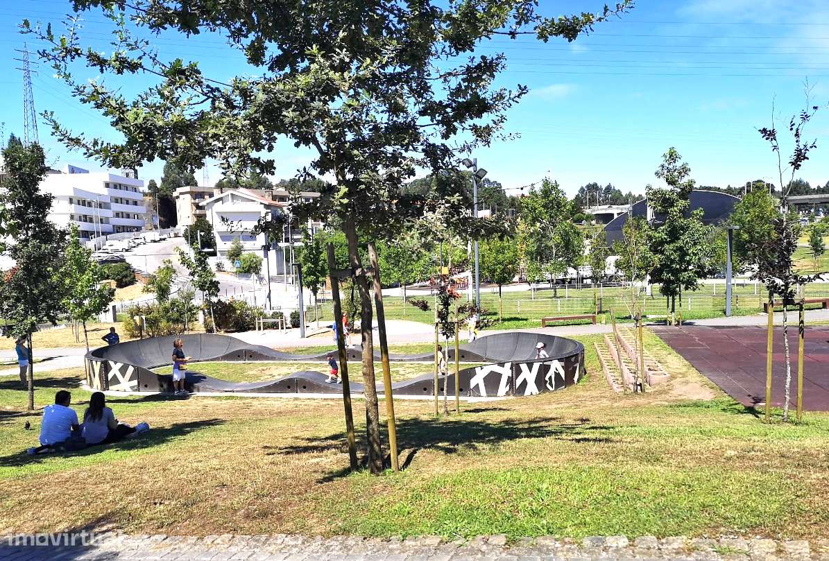 Moradia T2 com Terraço de 40m² | Areosa-13