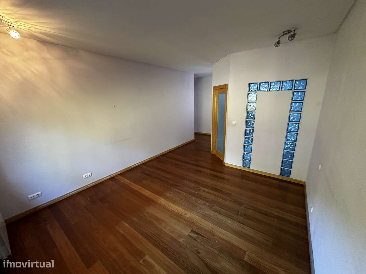 Moradia T5, Viana do Castelo, Monção, Troporiz e Lapela - Grande imagem: 4/48