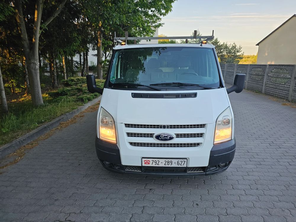 Ford Transit 2012